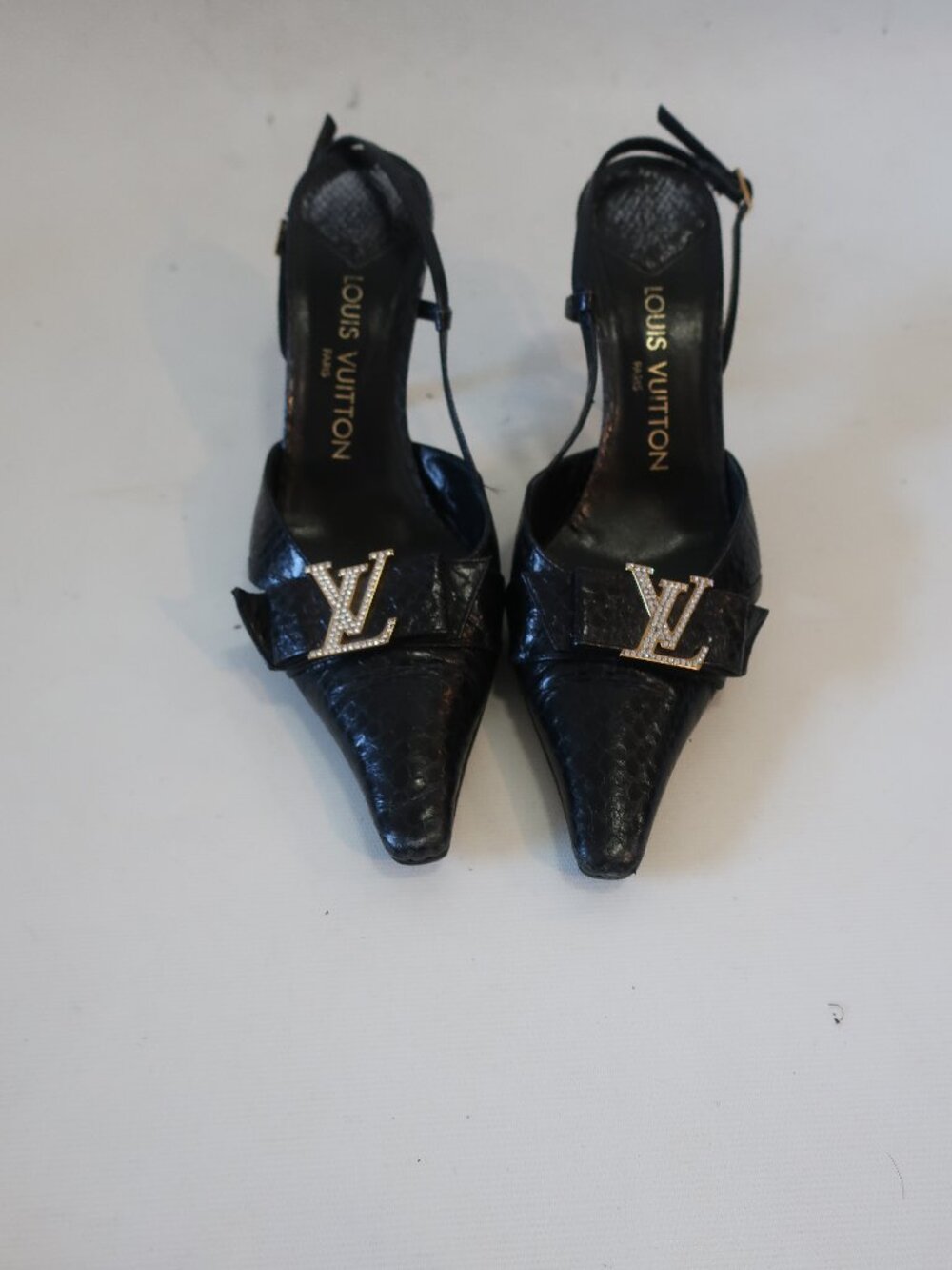 Women Louis Vuitton Black Embossed Snakeskin Crystal Logo Heels 37 1/2 EU/US 7.5 - Picture 2 of 15